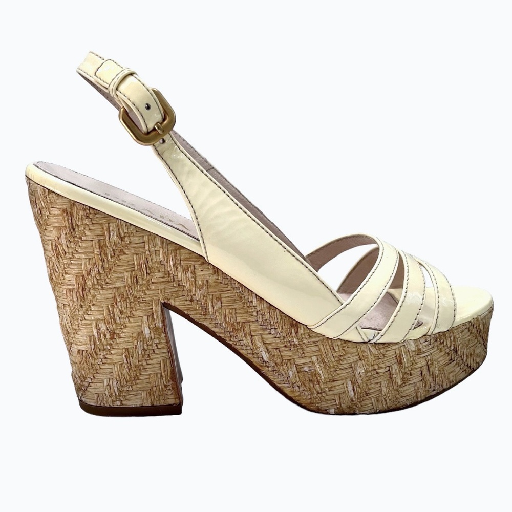 PRADA CREAM PATENT LEATHER WEDGE WOVEN RAFFIA PLATFORM SANDAL
